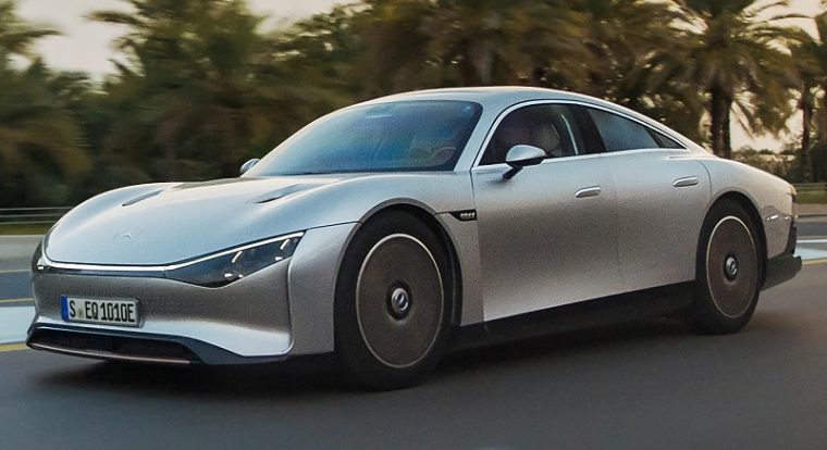 Mercedes' Magic Carpet Rides Again: EQXX Glides Through Desert on a Sip ...